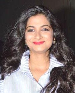 rhea kapoor