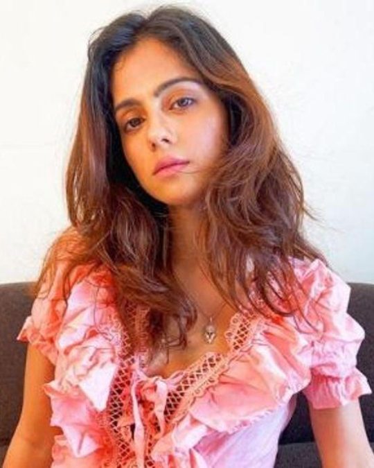 rose sardana