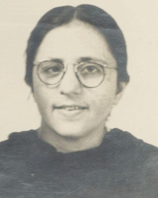safia manto