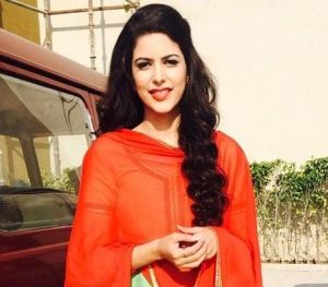 saloni khanna