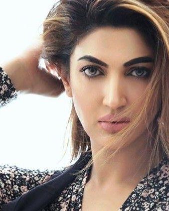Sana Fakhar 10 sana fakhar