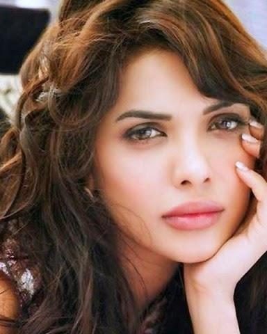 Sara Loren 9 sara loren