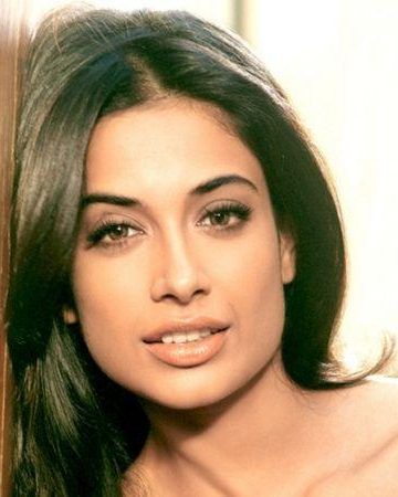 sarah jane dias