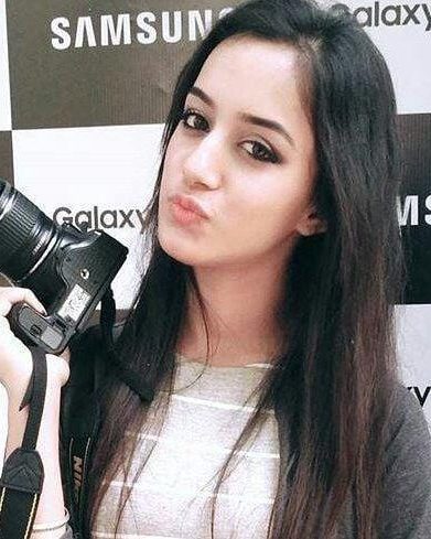 Sargun Kaur Luthra 9 sargun kaur luthra