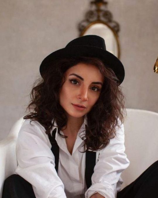 sarwat gilani