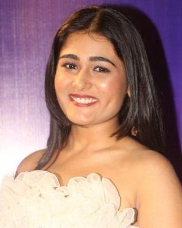 Shalini Pandey 1 shalini pandey