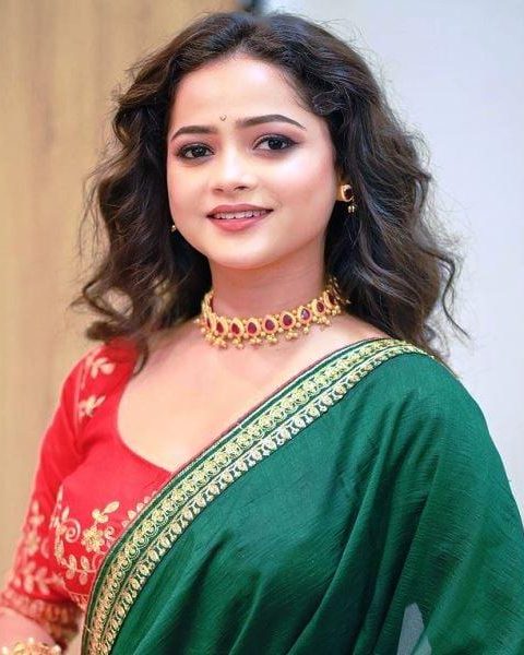 Shivali Parab 93 shivali parab