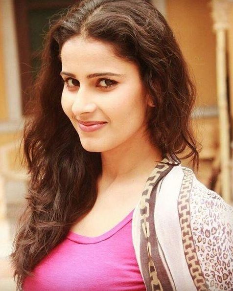 shivani tomar