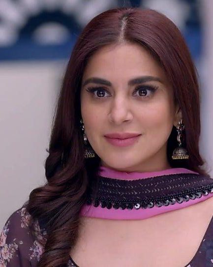 Shraddha Arya 15 shraddha arya