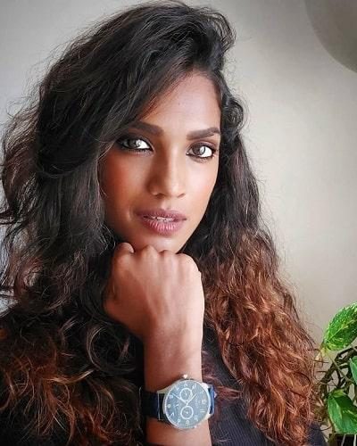Shruthy Menon 4 shruthy menon