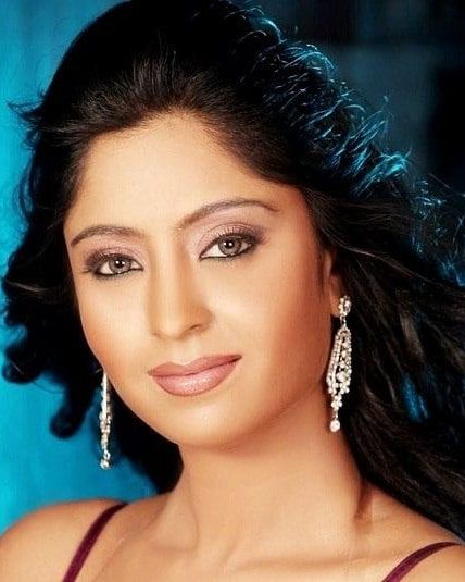 Shubhi Sharma 8 shubhi sharma