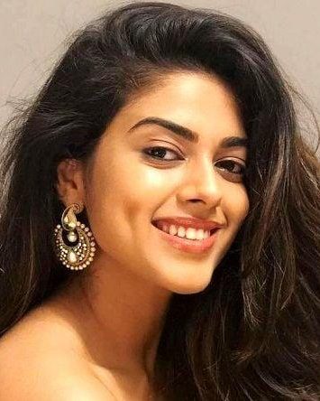Siddhi Idnani 2 siddhi idnani