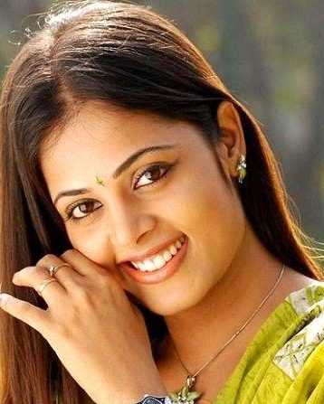 Sindhu Menon 5 sindhu menon