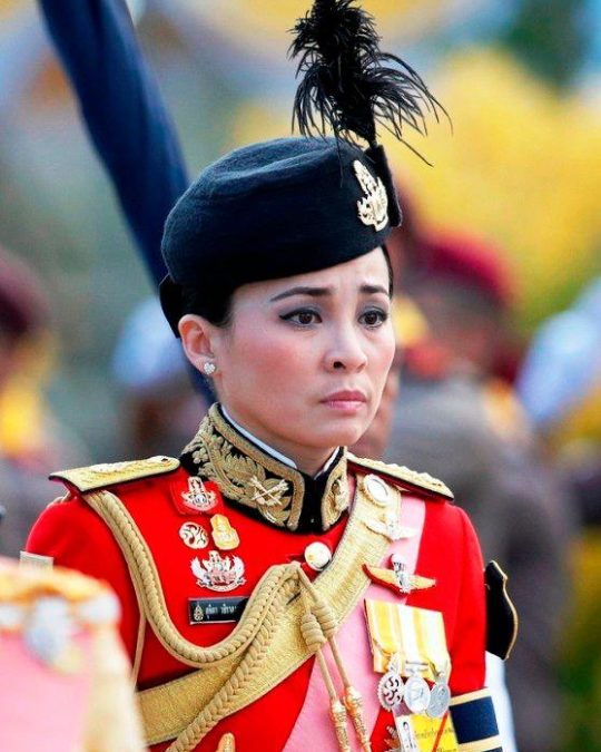 suthida (queen of thailand)