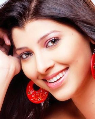 tejaswini pandit