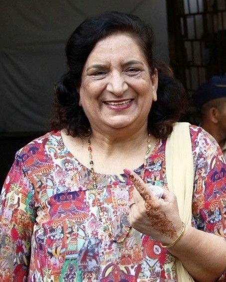 Uma Chopra 13 uma chopra