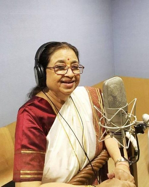Usha Mangeshkar 10 usha mangeshkar