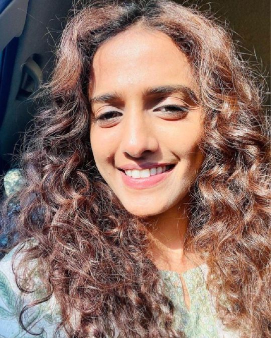Profile 7 vidhi chitalia