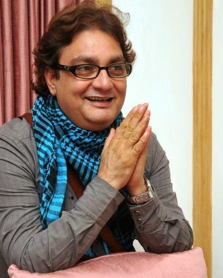 Vinay Pathak 11 vinay pathak