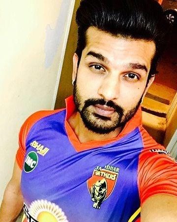 Yuvraj Hans 17 yuvraj hans