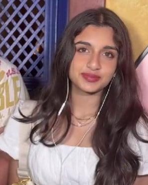 zene zoe warsi