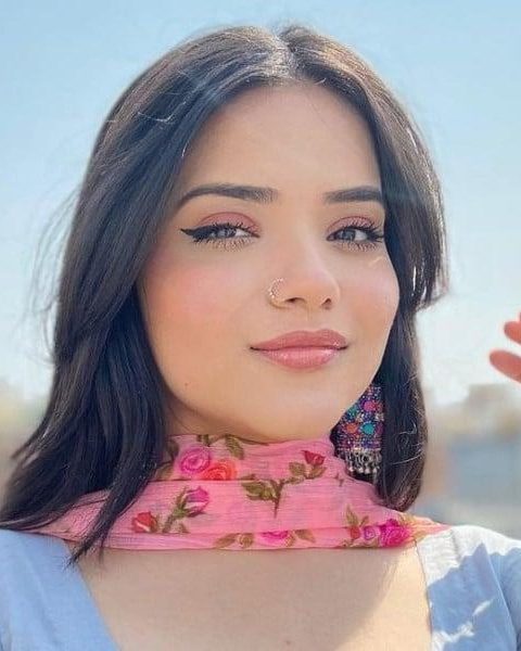 Aashi Sahni 9 aashi sahni