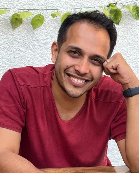 dr. siddharth warrier