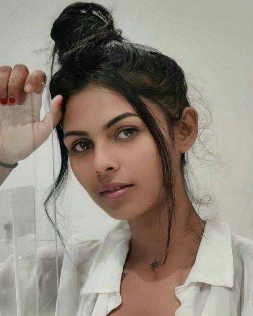 Riya Barde 2 riya barde