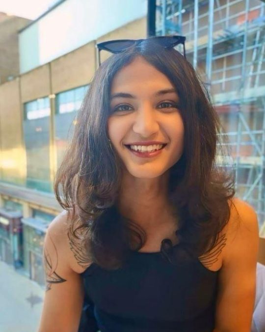 anaya bangar