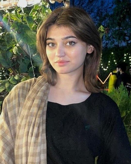 Imsha Rehman 12 imsha rehman