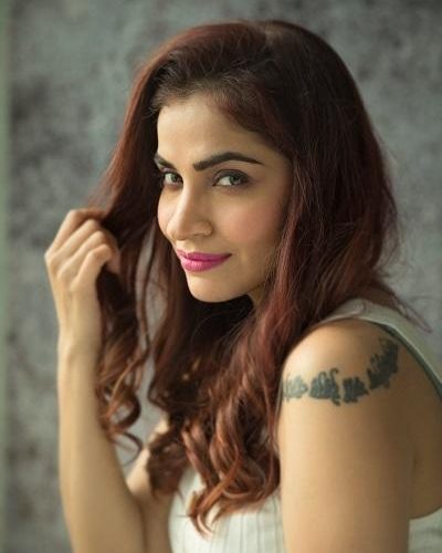 Shruti Pathak 13 shruti pathak