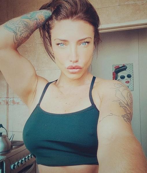 Andrea Lázaro