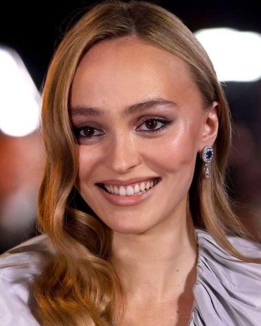 Lily-Rose Depp 6 lily rose depp