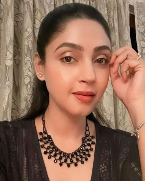 angana roy