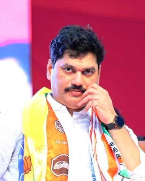 dhananjay munde