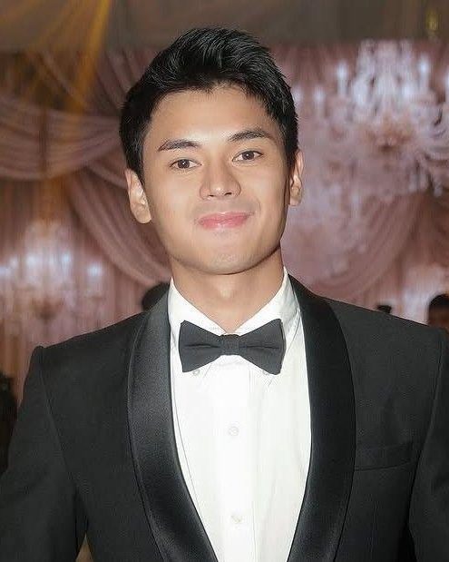 Dustin Yu 4 dustin yu