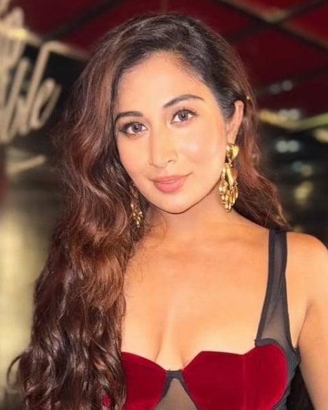 Shreya Kalra 15 shreya kalra