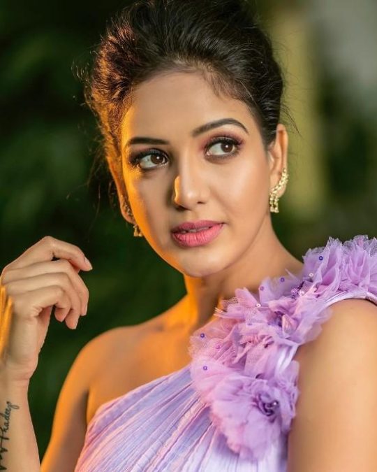 Pavani Reddy 21 pavani reddy