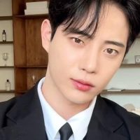 kim jong suk