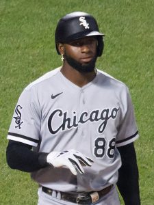 luis robert jr 1774742828