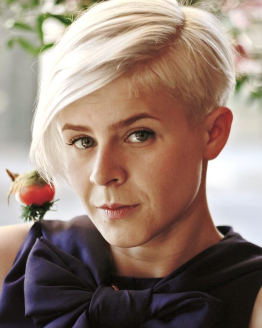 robyn 1774602822
