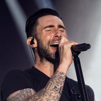 adam levine 1776913608