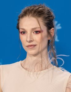 hunter schafer 1776056823