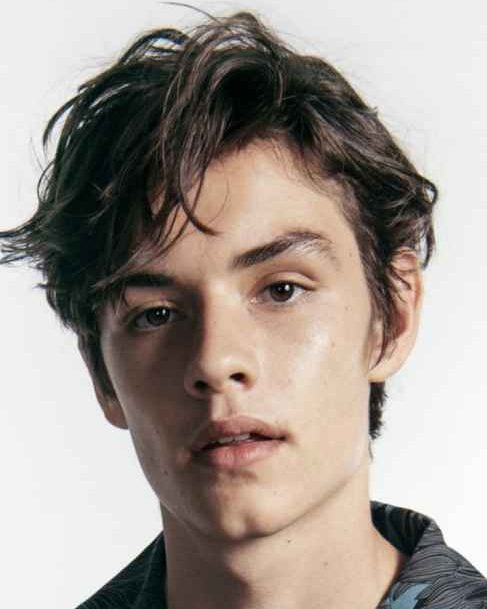 Louis Partridge 12 louis partridge 1776406046