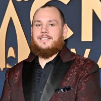 luke combs 1777352880