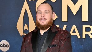luke combs 1777352880