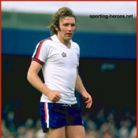 Tony Parkes (Footballer)