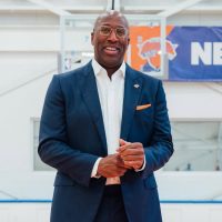 Mike Brown (Basketball Coach, born 1970)