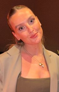perrie 1781906824
