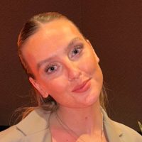 perrie 1781906824